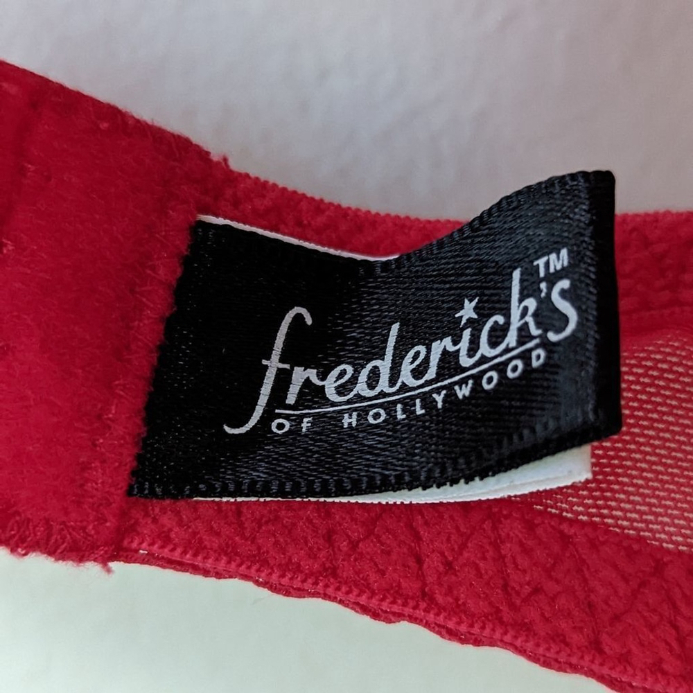 Fredericks of Hollywood Lace Underwire Bra Red Unlined women's sz 34C - Picture 3 of 6